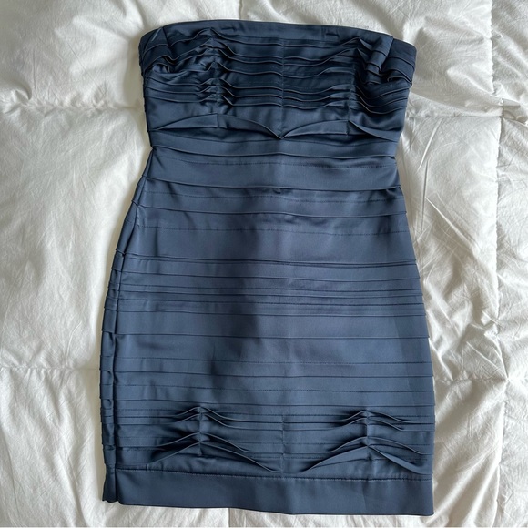 Y2K BCBGMaxazria Dark Navy Crepe Ruffled Strapless Dress - Picture 3 of 9
